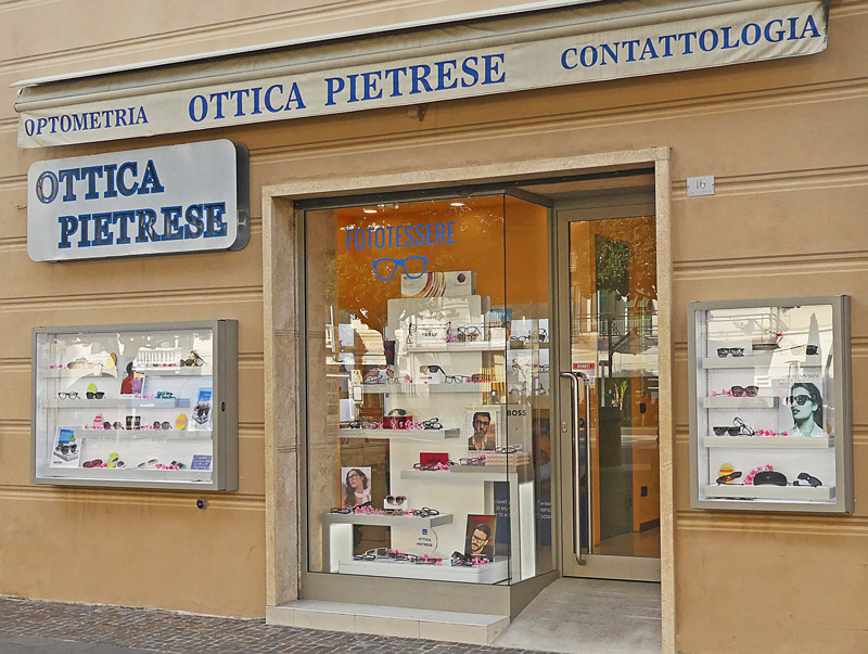 ottica pietrese vendita occhiali e lenti a contatto pietra ligure ottica pietrese vendita occhiali e lenti a contatto pietra ligure
